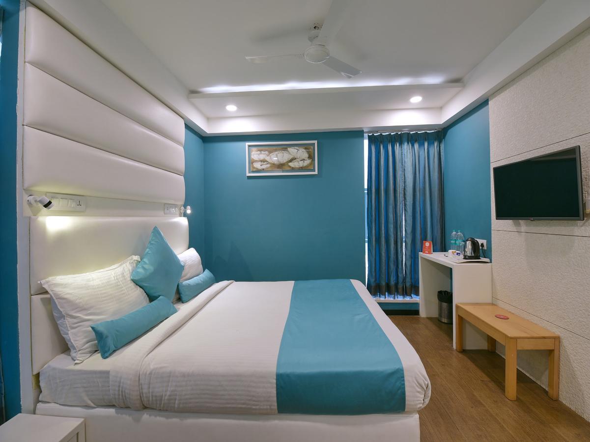 Oyo 963 Hotel Rumaya Уджайн Екстериор снимка