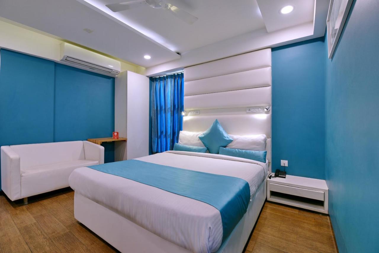 Oyo 963 Hotel Rumaya Уджайн Екстериор снимка